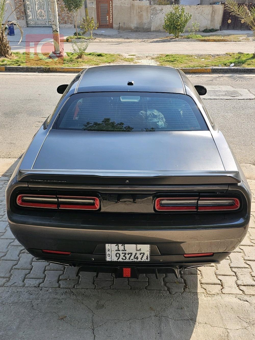Dodge Challenger